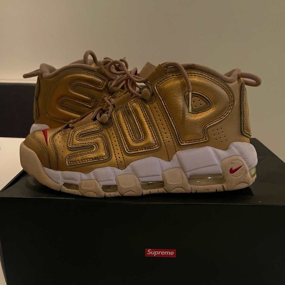 Nike Air More Uptempo X Supreme Metallic gold 2017 release size 7